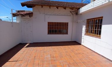 Departamento Tipo Casa en alquiler en Merlo Norte