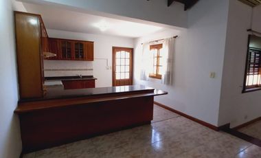 Departamento Tipo Casa en alquiler en Merlo Norte