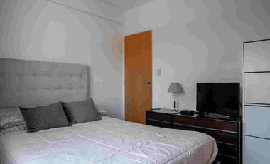 Alquiler hermoso dos ambientes con cochera