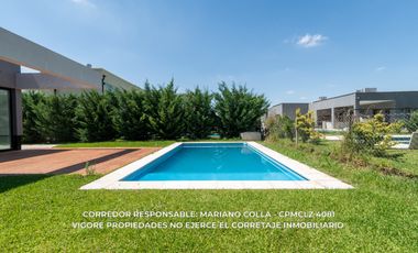 Casa en venta c/ cochera en Lagos de Canning