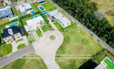 Casa en venta c/ cochera en Lagos de Canning