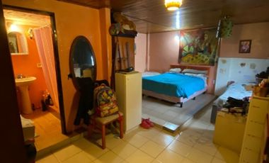 Casa con Departamento en venta en Moron Norte