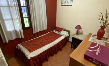 Casa con Departamento en venta en Moron Norte