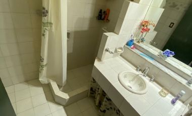 Casa con Departamento en venta en Moron Norte