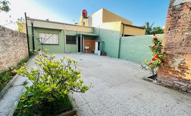 Casa interna NO PH en Barrio Sur. Amplio patio