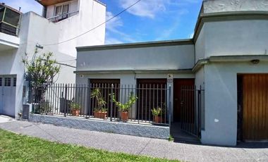 Casa en venta en Quilmes Oeste