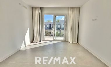 VENTA DPTO LOFT 2AMB 3ER UF29 A ESTRENAR SARAVI V.