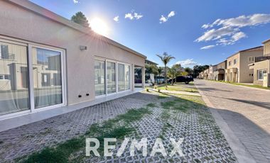 VENTA DPTO LOFT 2AMB 3ER UF29 A ESTRENAR SARAVI V.