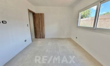 VENTA DPTO 3AMB PB UF74 ED.E A ESTRENAR SARAVI V.