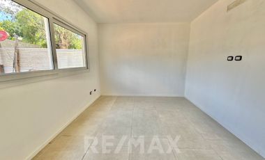 VENTA DPTO 3AMB 2DO UF80 ED.E A ESTRENAR SARAVI V.