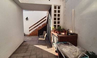 VENTA CASA EN LANUS 5 AMB. OPORTUNIDAD