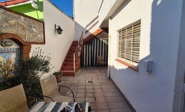 VENTA CASA EN LANUS 5 AMB. OPORTUNIDAD