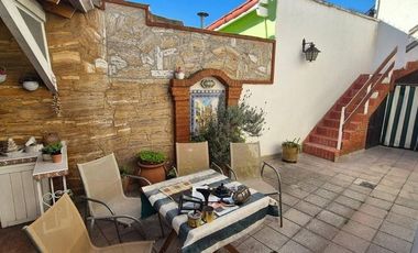 VENTA CASA EN LANUS 5 AMB. OPORTUNIDAD