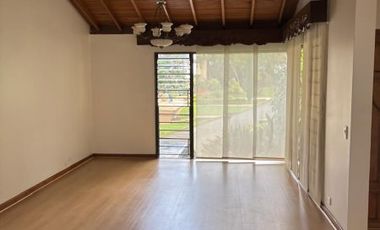 Casa en Arriendo Ubicado en Envigado Codigo 1298