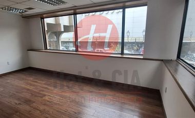 Oficina en Arriendo en Galeria Fourcade