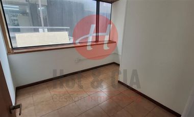 Oficina en Arriendo en Galeria Fourcade