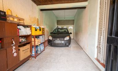 Venta Casa Rincón a 1 cuadra de la Plaza