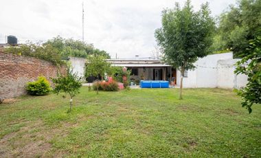 Venta Casa Rincón a 1 cuadra de la Plaza