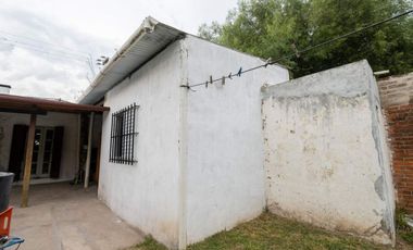 Venta Casa Rincón a 1 cuadra de la Plaza
