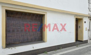 CASA 5 AMB VENTA AVELLANEDA PILETA QUINCHO TIPO PH