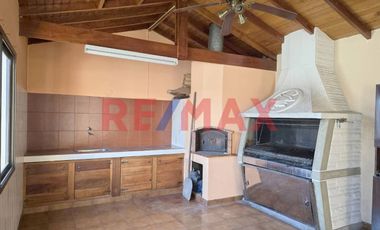 CASA 5 AMB VENTA AVELLANEDA PILETA QUINCHO TIPO PH