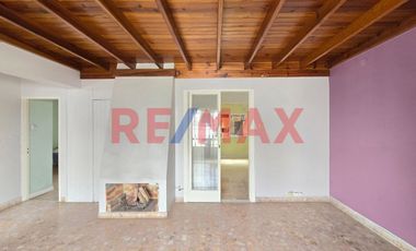 CASA 5 AMB VENTA AVELLANEDA PILETA QUINCHO TIPO PH