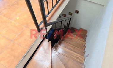 CASA 5 AMB VENTA AVELLANEDA PILETA QUINCHO TIPO PH