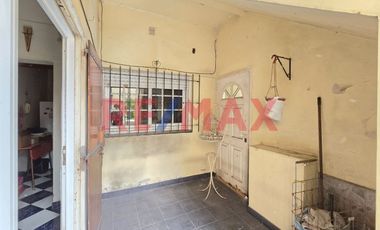 CASA 5 AMB VENTA AVELLANEDA PILETA QUINCHO TIPO PH