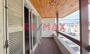 CASA 5 AMB VENTA AVELLANEDA PILETA QUINCHO TIPO PH