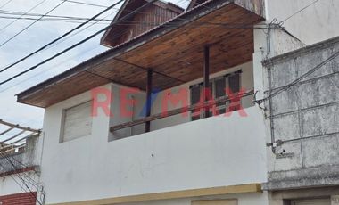 CASA 5 AMB VENTA AVELLANEDA PILETA QUINCHO TIPO PH