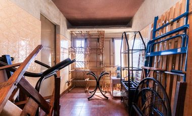 CASA DE 3 AMB CON LOCAL Y COCHERA - LANÚS