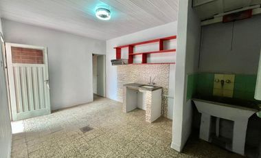 ALQUILER PH 2 AMBIENTES CON PATIO LOMA HERMOSA