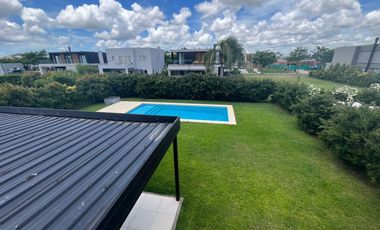 Casa en el Barrio Vistas Puertos ESCOBAR