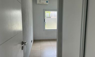 Casa en el Barrio Vistas Puertos ESCOBAR