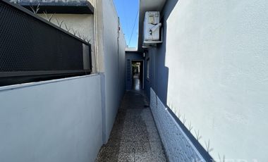 Venta de PH 4 ambientes con patio en Villa Dominico