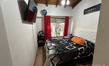 Venta de PH 4 ambientes con patio en Villa Dominico