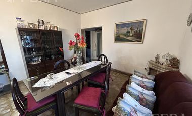 Venta de PH 4 ambientes con patio en Villa Dominico