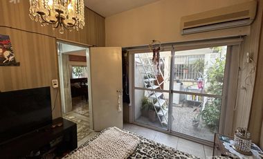 Venta de PH 4 ambientes con patio en Villa Dominico