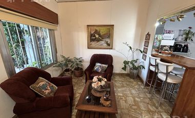 Venta de PH 4 ambientes con patio en Villa Dominico
