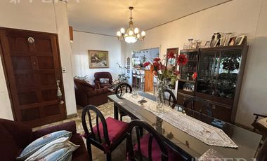 Venta de PH 4 ambientes con patio en Villa Dominico