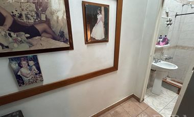 Venta de PH 4 ambientes con patio en Villa Dominico