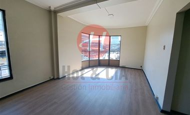 Oficina en Arriendo en Montt esquina Bulnes
