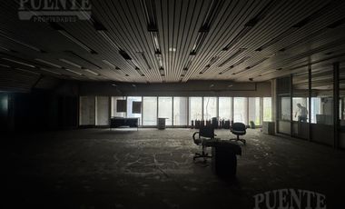 Edificio Comercial en Valentin Alsina