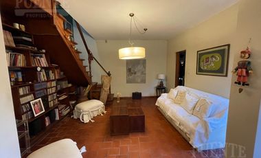 Casa - Lomas de Zamora Este