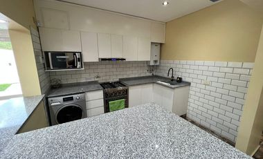 CASA  4 AMB C/ PILETA - BARRIO MIRASOLES DE MONTE GRANDE