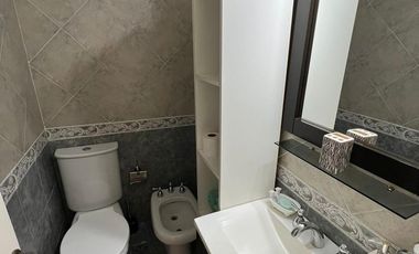 CASA  4 AMB C/ PILETA - BARRIO MIRASOLES DE MONTE GRANDE