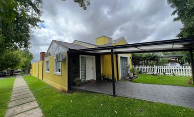 CASA  4 AMB C/ PILETA - BARRIO MIRASOLES DE MONTE GRANDE
