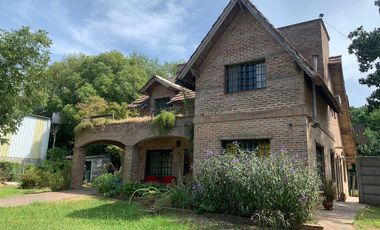 Venta Casa 5 amb Barrio Abierto Zarate Campana