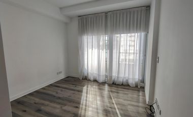 Luminoso dos ambientes con cochera en Horizons Vicente López