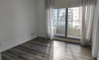 Luminoso dos ambientes con cochera en Horizons Vicente López